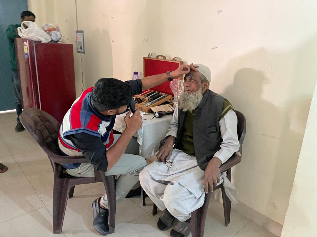 Medics Eye Care (1)
